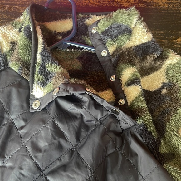 Xl camo pullover - Picture 3 of 5